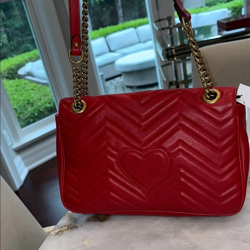 Gucci Red and Gold Chevron Quilted Shoulder Bag - Picture 9 of 12